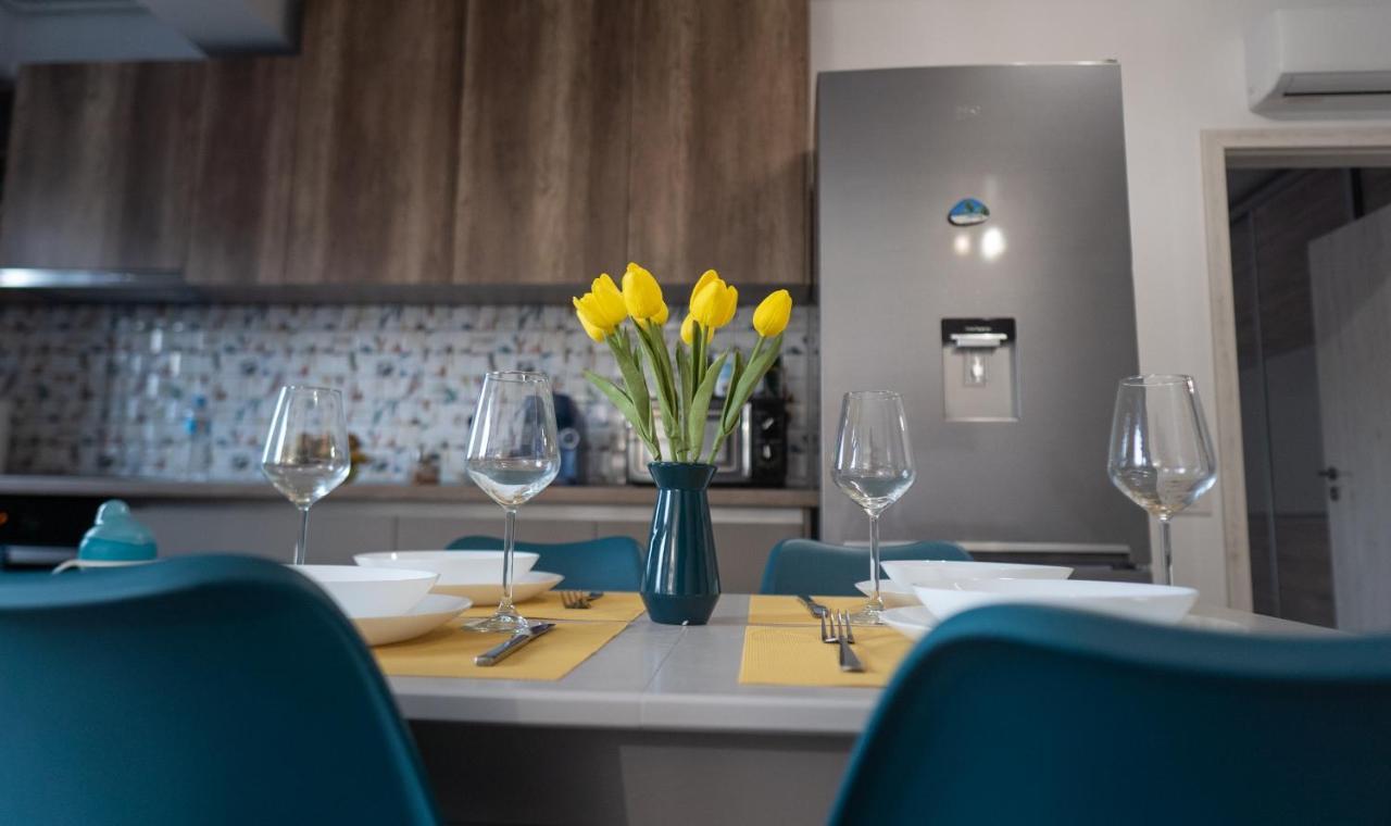 'Just Like Home' Apartment - With Private Parking Place Galati  Luaran gambar