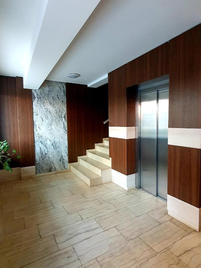 'Just Like Home' Apartment - With Private Parking Place Galati  Luaran gambar